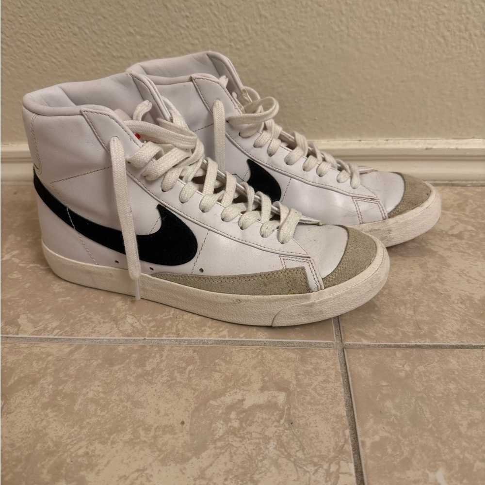 Nike - White and Black High-Top Sneakers